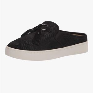 Chic Black Women's Mules with Tassel Accent